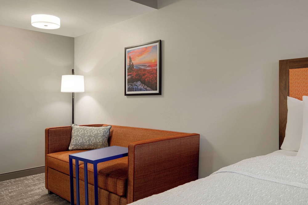 Hampton Inn Waynesboro Stuarts Draft - photo 13