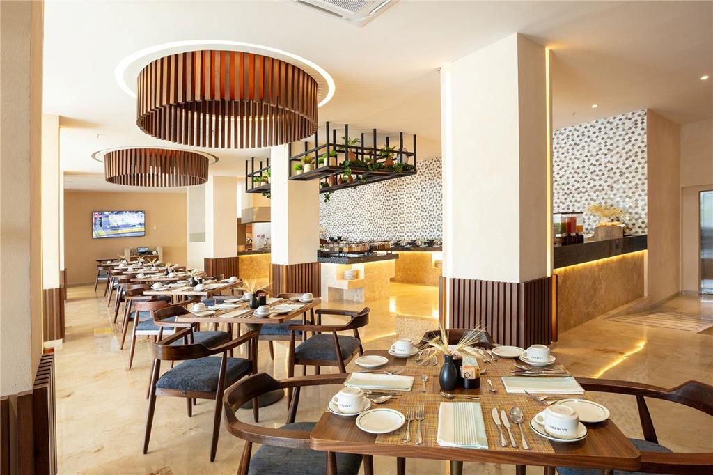 La Huerta restaurant