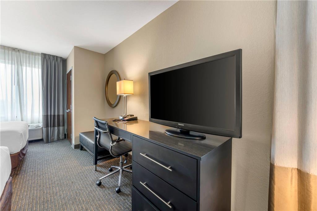Comfort Suites Miami Airport North - photo 48