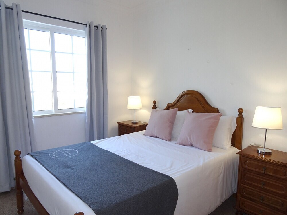 Villa Sunshine — 4-Star Luxury Hotel in Albufeira, Portugal