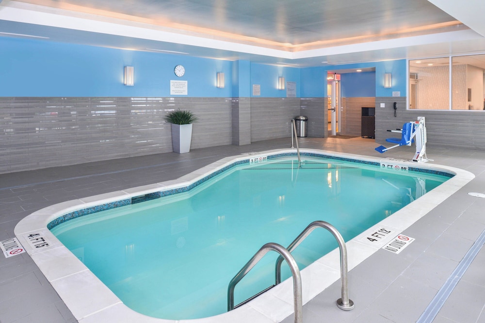Fairfield Inn & Suites by Marriott Raleigh Cary - photo 24