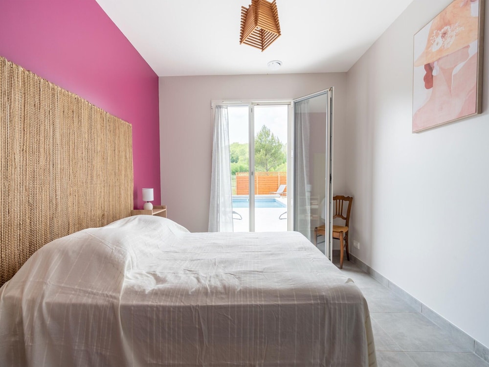 Cosy Holiday Home With Pool — Goudargues — photo 3