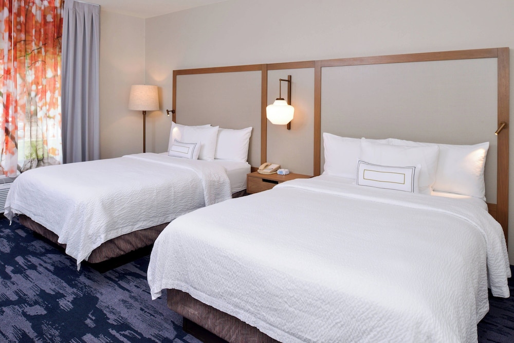 Fairfield Inn & Suites by Marriott Arlington Six Flags - photo 11