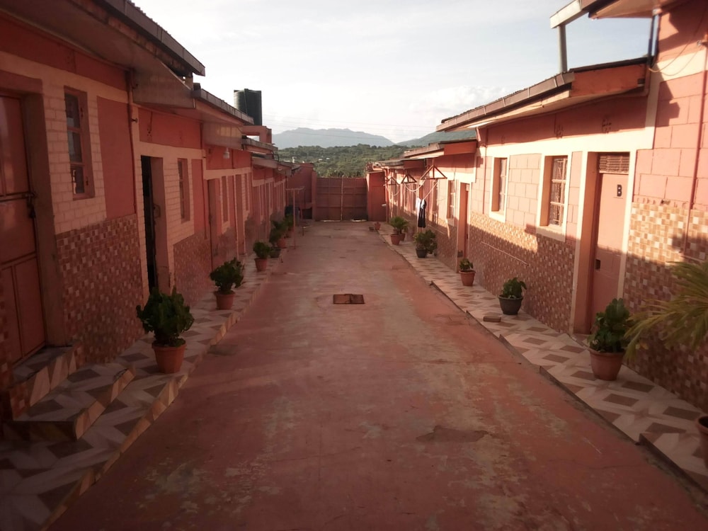 1000 Thousand Psalms Hotel in Wote, Kenya