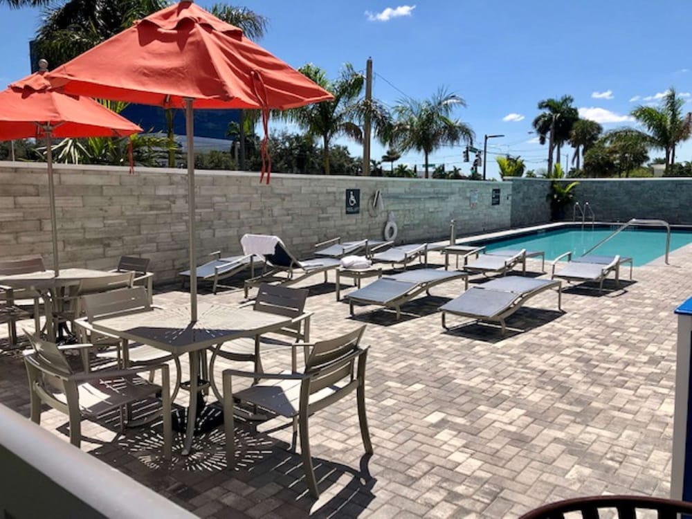 Hilton Garden Inn West Palm Beach I95 Outlets - photo 27