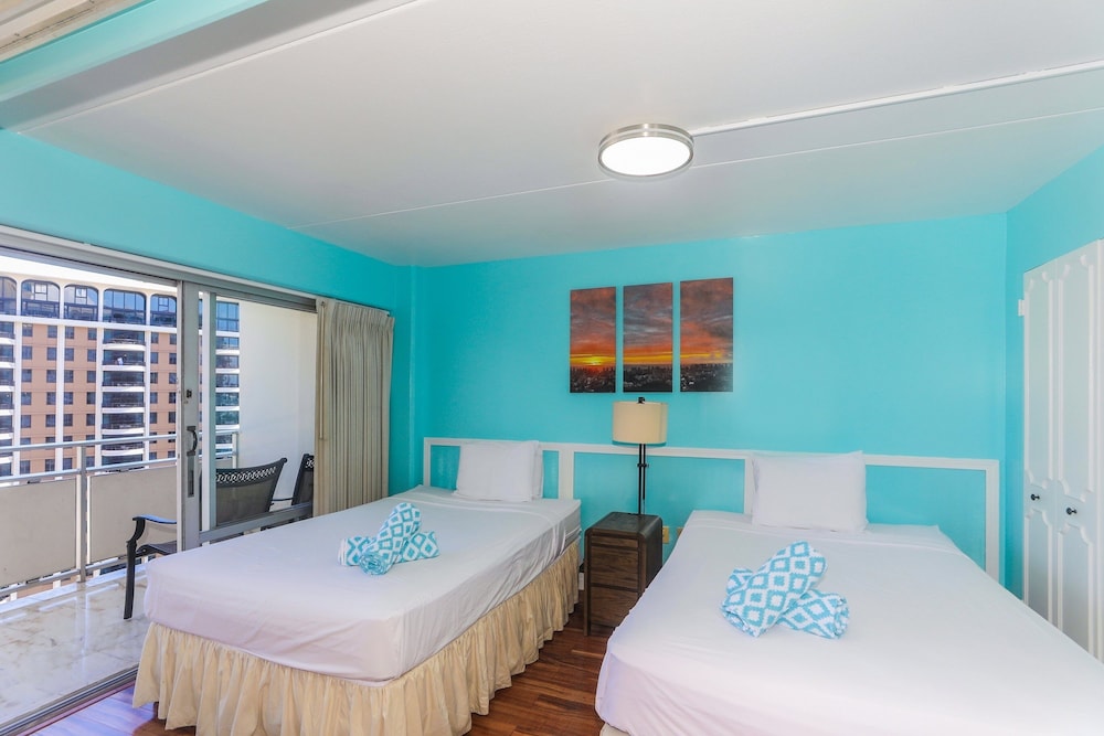 Ilikai Tower 1934 Condo with Fully Equipped Kitchen Great for longer stays by RedAwning - photo 8