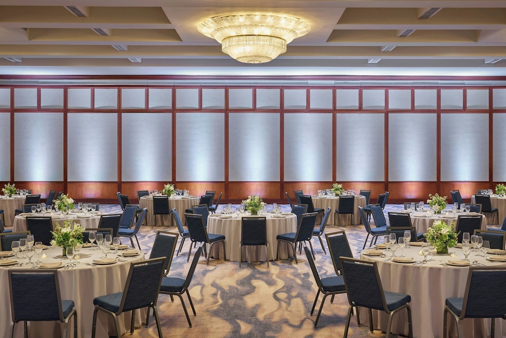 The Westin Kansas City at Crown Center - photo 65