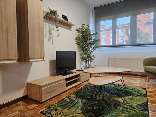 633a Colloto 3 Dorm Y Garaje by R2r Consulting in Oviedo, Spain