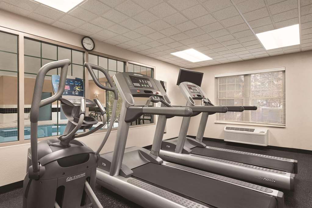 Country Inn & Suites by Radisson Schaumburg IL - photo 20