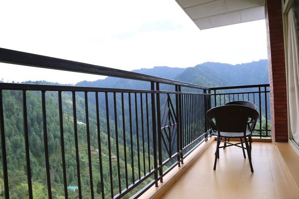 Tethys Ski Resort - carbon neutral hotel in Shimla
