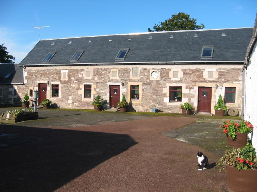 Corehouse Farm Cottages Dairy Granary & Sawmill in Lanark, United Kingdom