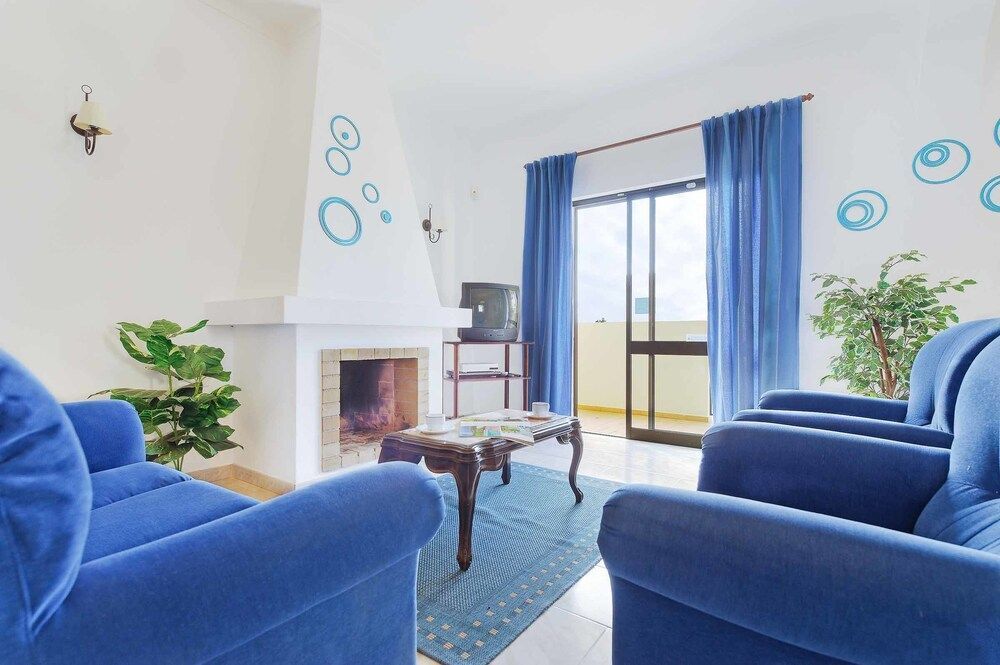 Palmeira Gale Wifi Pool Lux By Bedzy — 4-Star Luxury Hotel in Albufeira, Portugal