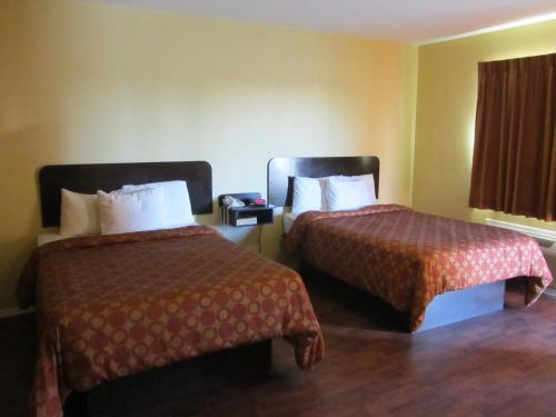 El Paso Inn - photo 7