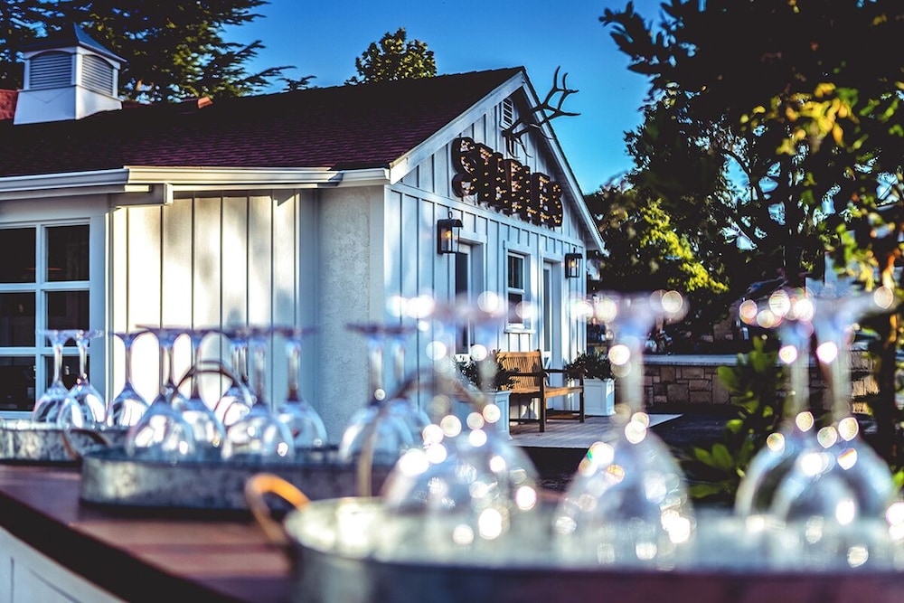 The Inn on Spring - photo 21