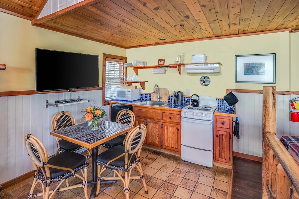 Cannon Beach Hotel Collection - photo 56