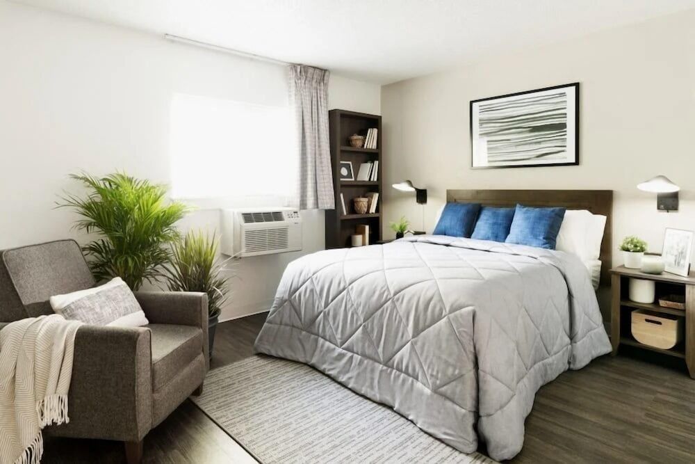 InTown Suites Extended Stay Warner Robins GA - photo 6