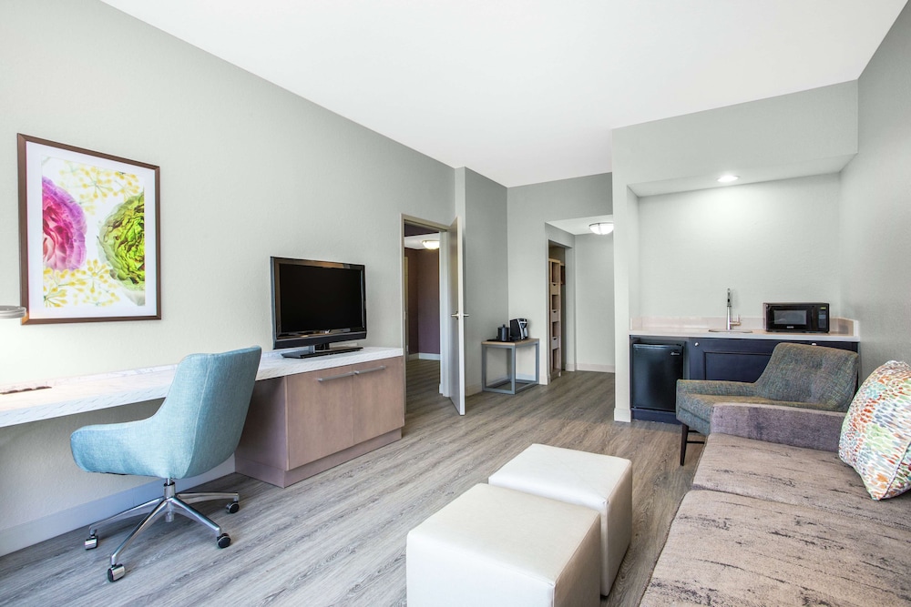Hilton Garden Inn Palm Beach Gardens - photo 15