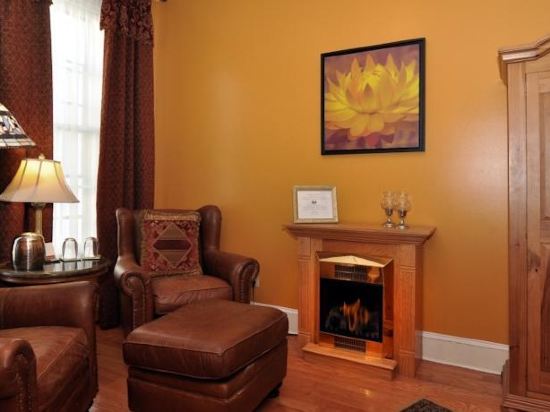 Bayberry Inn of Newport - photo 9