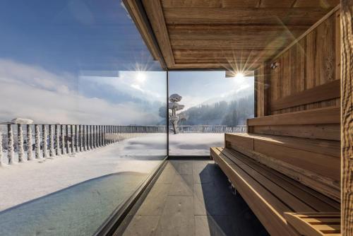 Chalet Isabella — 4-Star Luxury Hotel in Kaltenbach, Austria