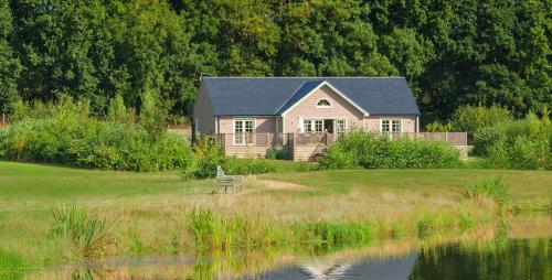 Woodbell Lodge — 5-Star Luxury Hotel in Colchester, United Kingdom