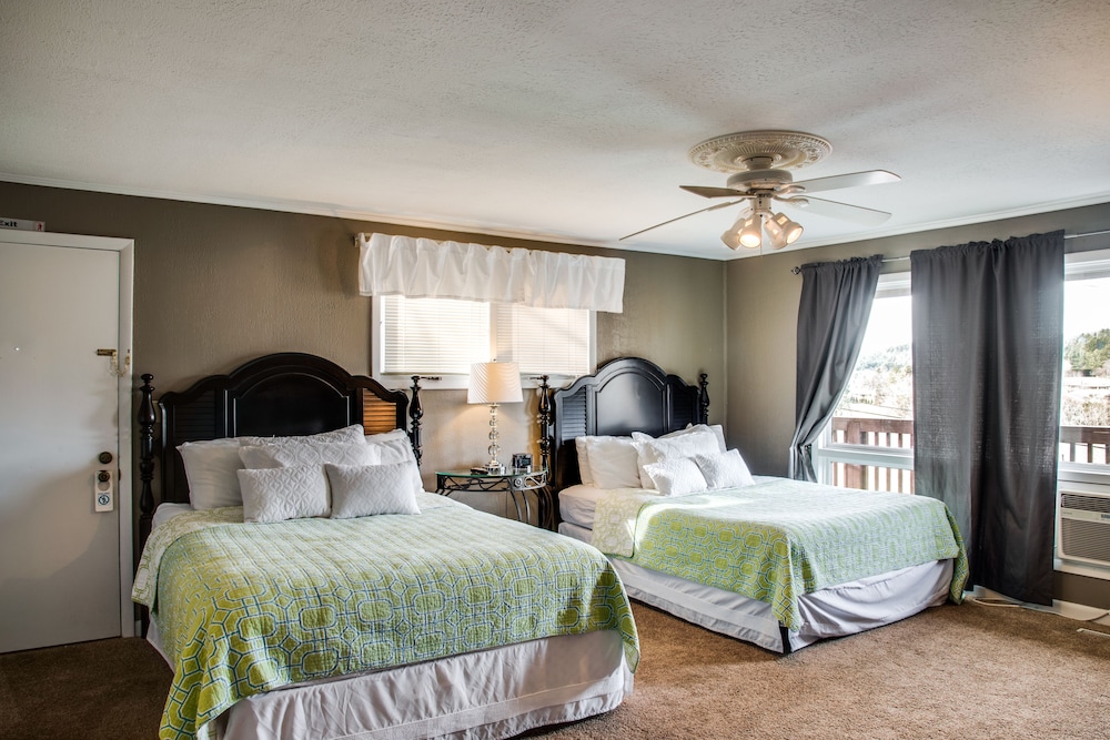 Cliff Dwellers Inn - photo 50