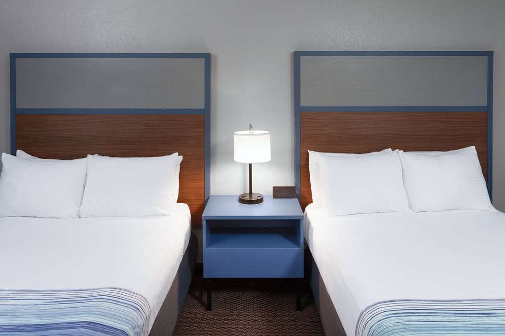 AmericInn by Wyndham New Richmond - photo 37