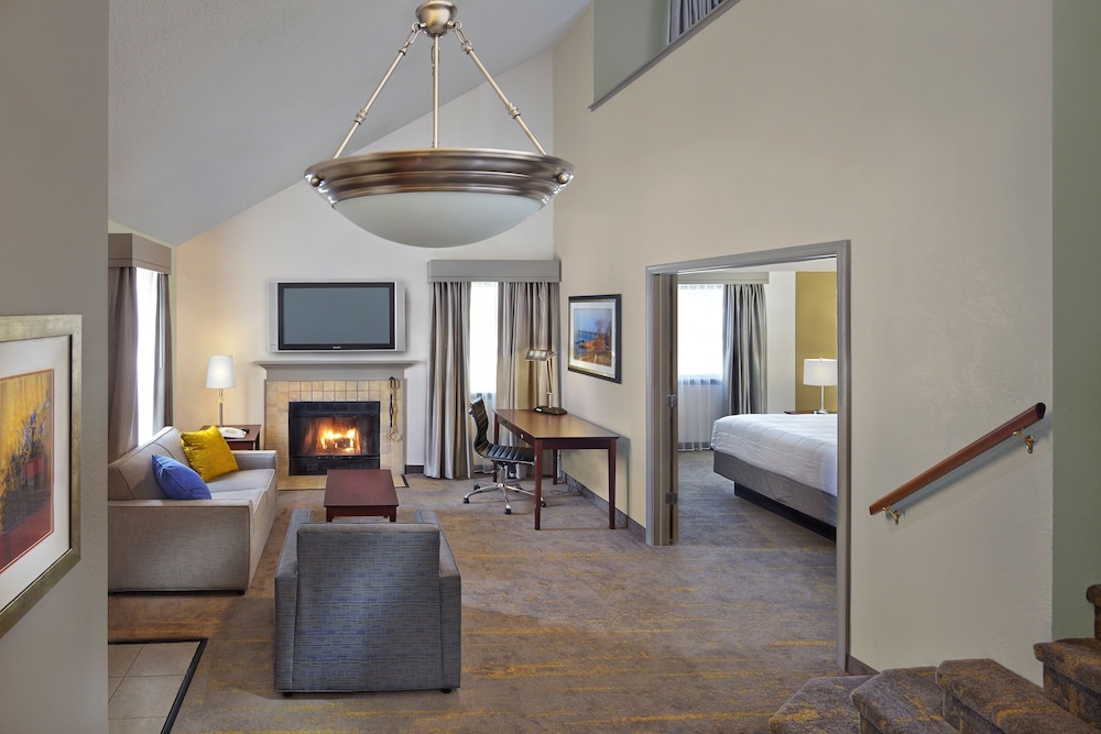 New Haven Village Suites - photo 12