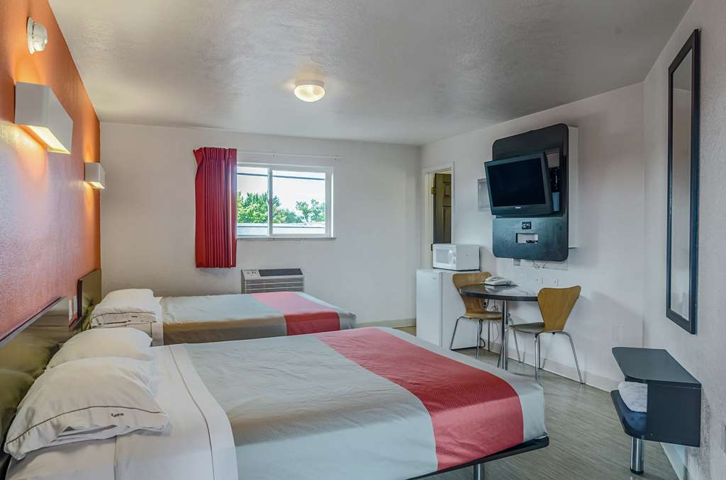 Motel 6 Riverton WY - photo 14