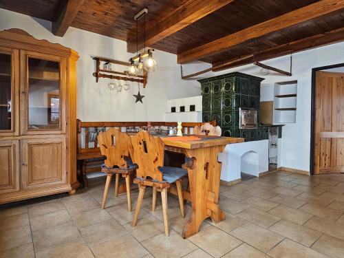 Chaloupka - carbon neutral hotel in Dvorce
