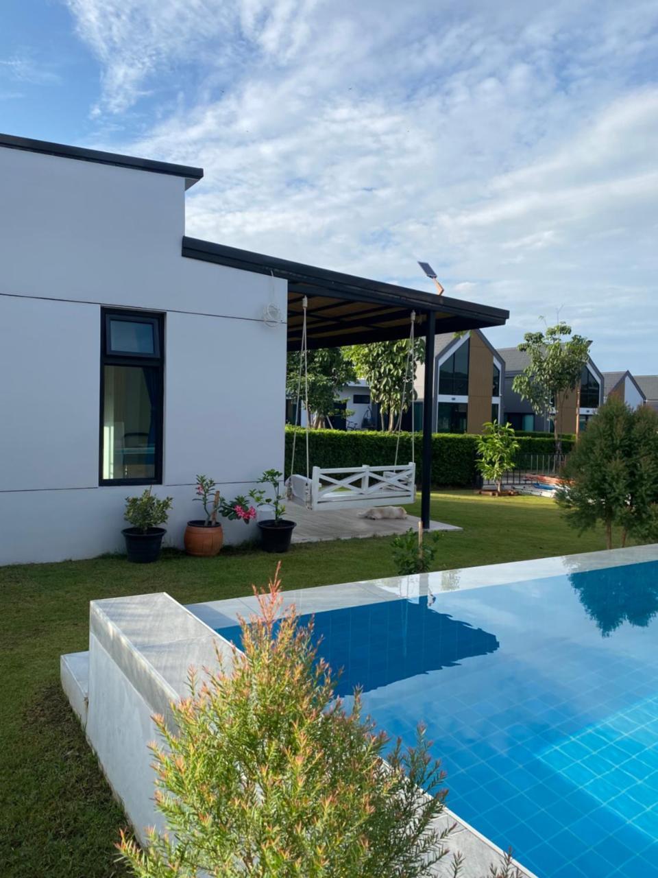 Pool34 - carbon neutral hotel in Pak Chong