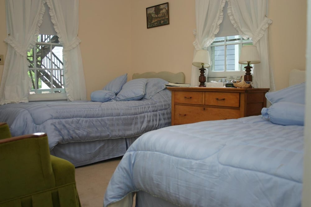 The Inn at Starlight Lake - photo 29