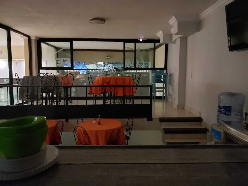 Hotel Esmeralda's