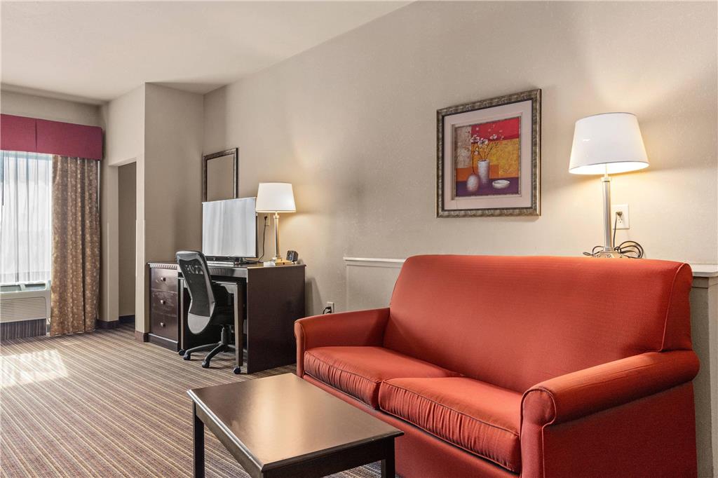 Portland Inn & Suites Portland TN - photo 21