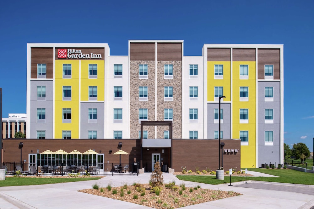 Hilton Garden Inn Kansas City Airport - featured photo