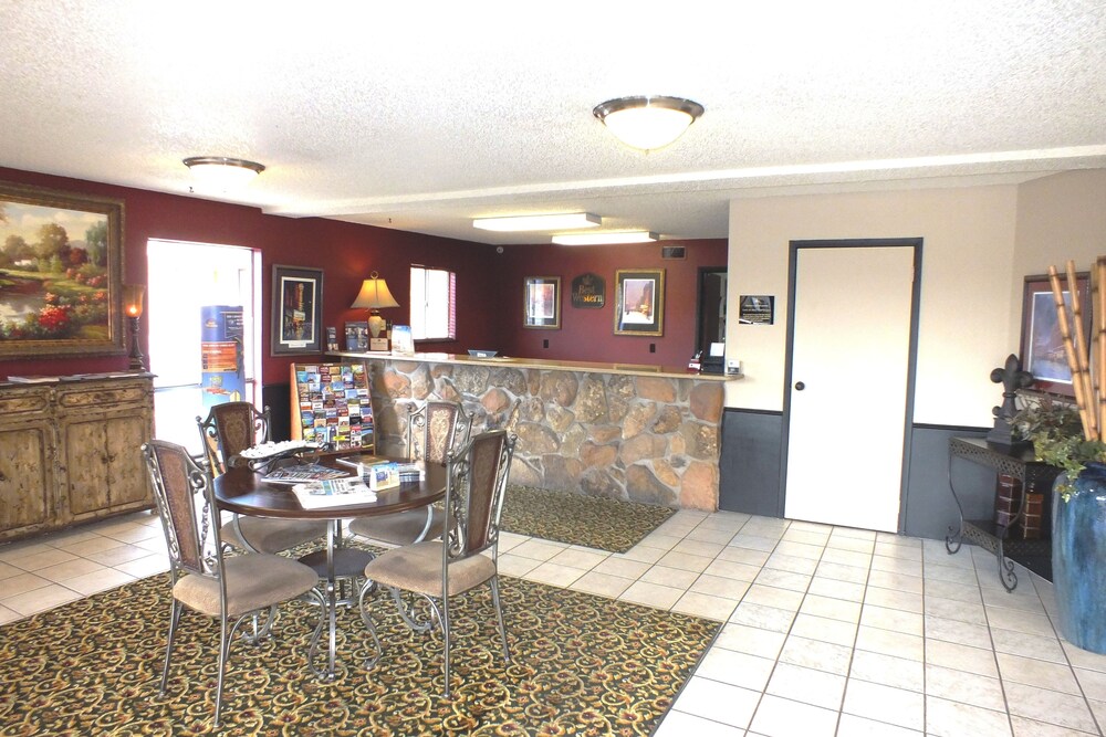 Days Inn by Wyndham Abilene - photo 2