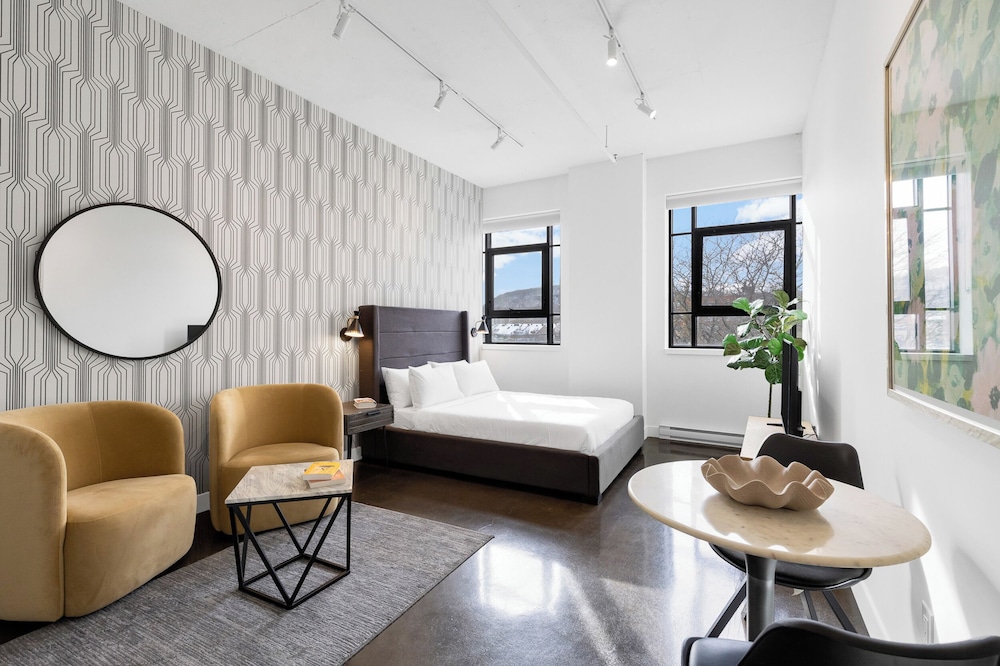 The Cove Hotel in Montreal, Canada