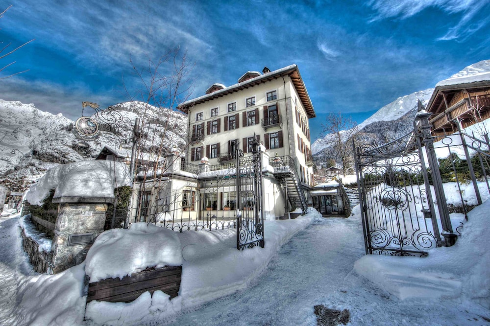 RomantikVilla Novecento Hotel