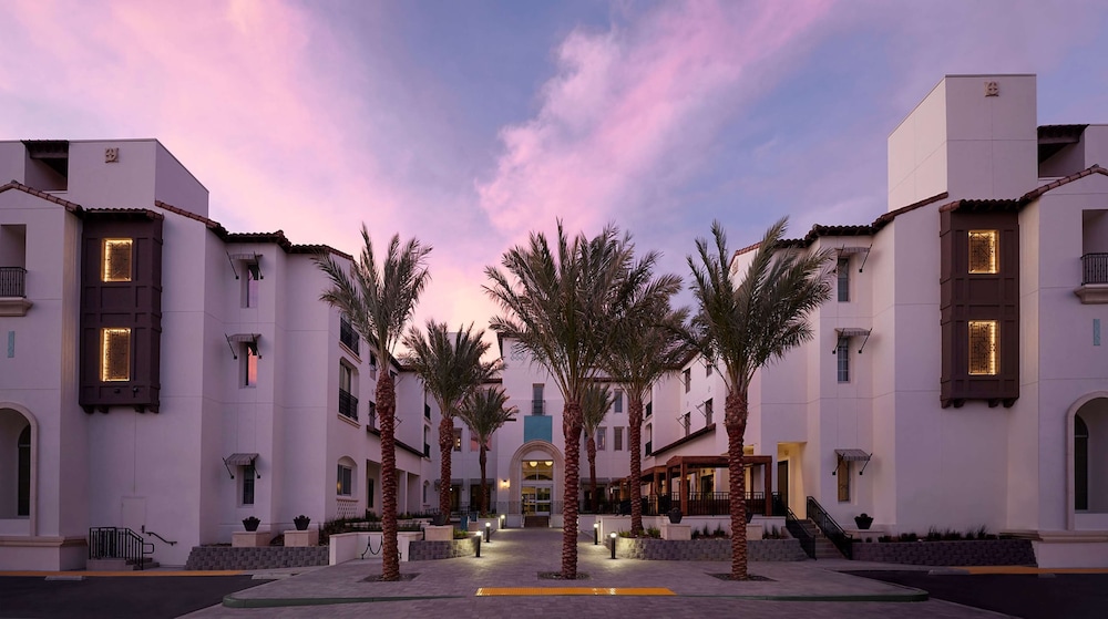 Sanctity Hotel Rancho Cucamonga Tapestry Collection by Hilton - photo 21