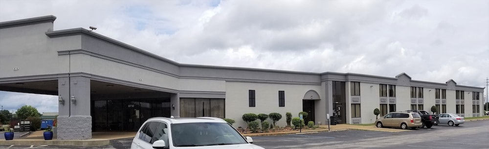 Madison Inn and Suites - photo 71