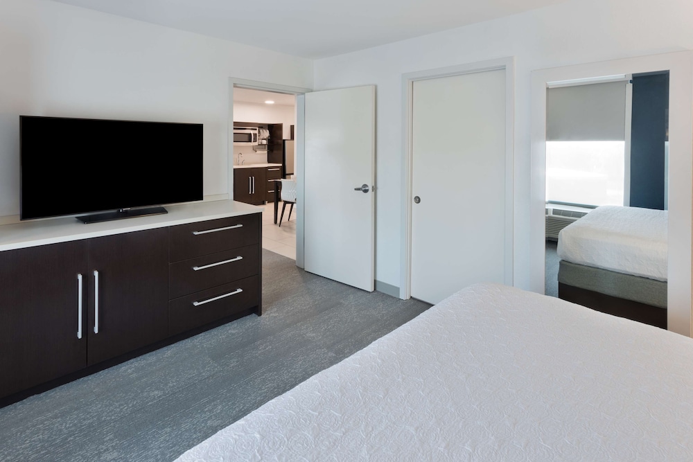Home2 Suites by Hilton Columbus GA - photo 8