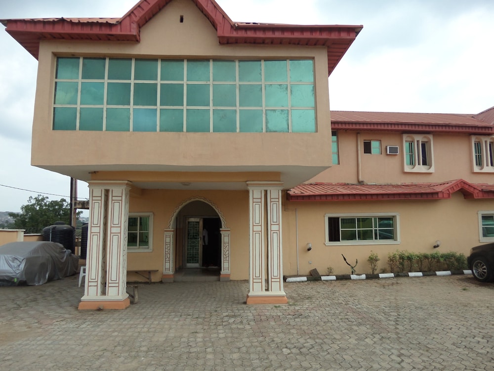 Turaki Palace Hotel Abeokuta in Abeokuta, Nigeria