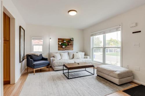Spacious and Stylish Home With Fast Wifi and Near to Downtown — 4-Star Luxury Hotel in Denver, United States