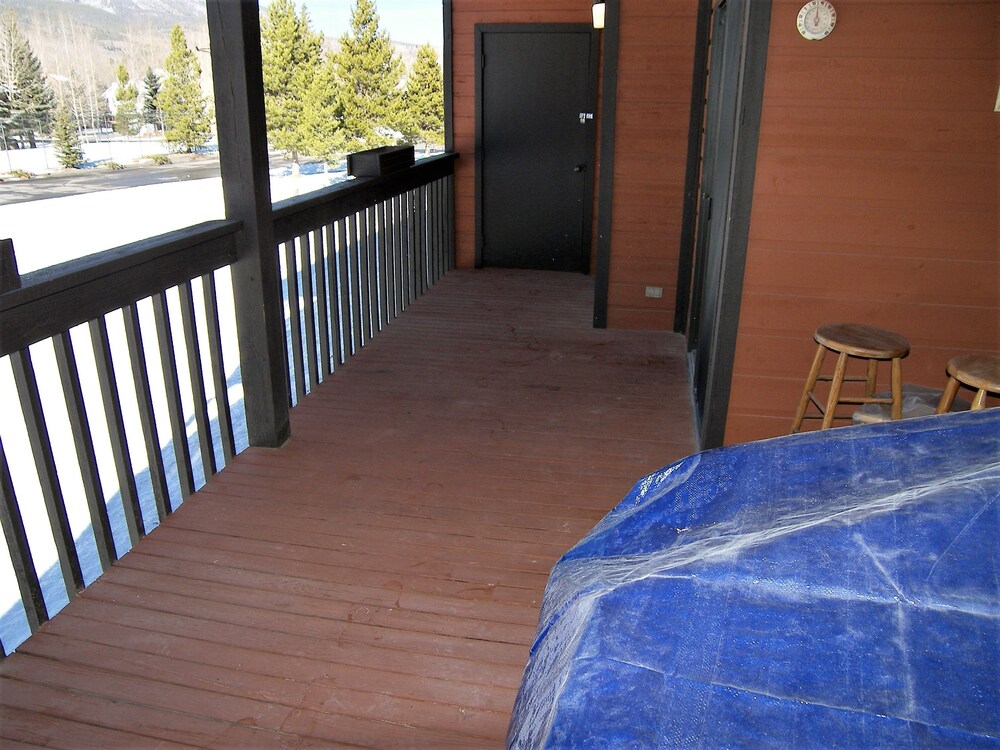 Mountainside 2 Bed 2 Bath - photo 33