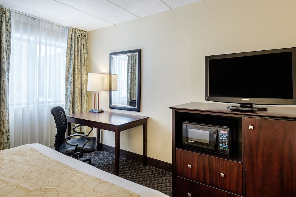 Clarion Inn Seekonk Providence - photo 21