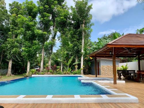 Villa Marciana Farm in Bay Laguna Phase 2 — 5-Star Luxury Hotel in Bay, Philippines