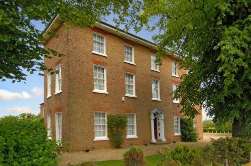 St Nicholas House — 4-Star Luxury Hotel in Spalding, United Kingdom