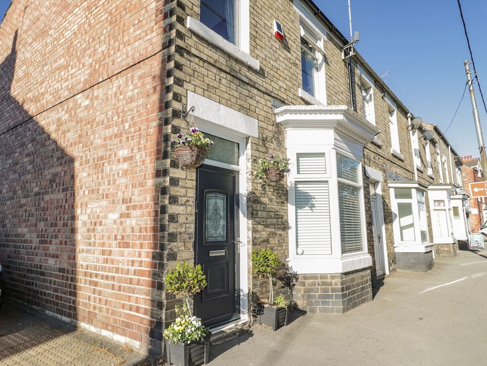Cliff House — 4-Star Luxury Hotel in Saltburn-By-The-Sea, United Kingdom