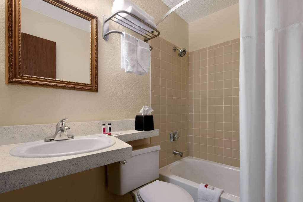 Days Inn by Wyndham Fort Collins - photo 21