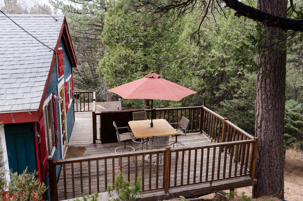 Idyllwild Bunkhouse - photo 27