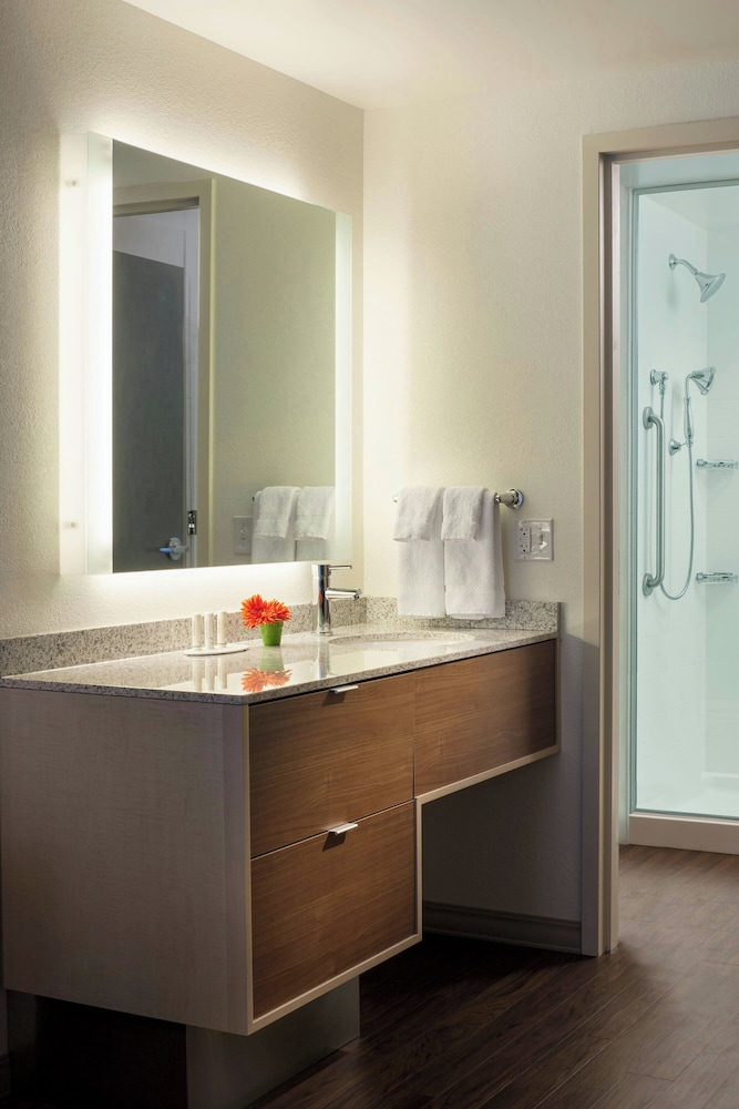 Residence Inn by Marriott Boston Downtown Seaport - photo 52